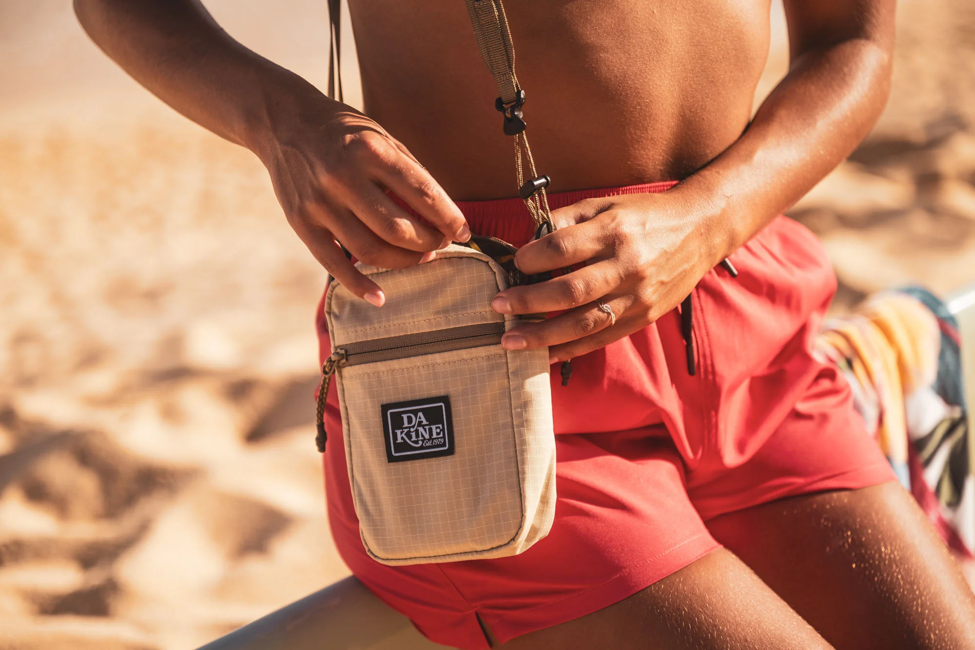 Journey Mini Crossbody - Black - Image 5